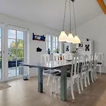 Ferienhaus 3 Bedroom Cozy In
