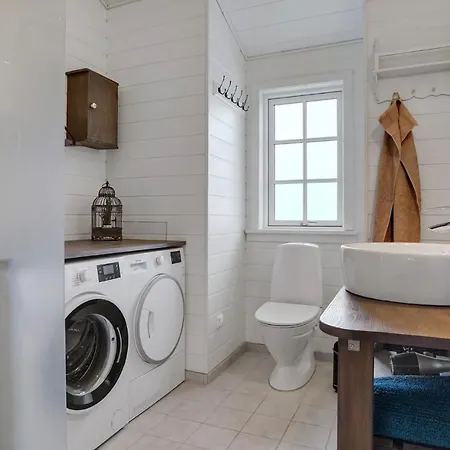 בית נופש 3 Bedroom Cozy In