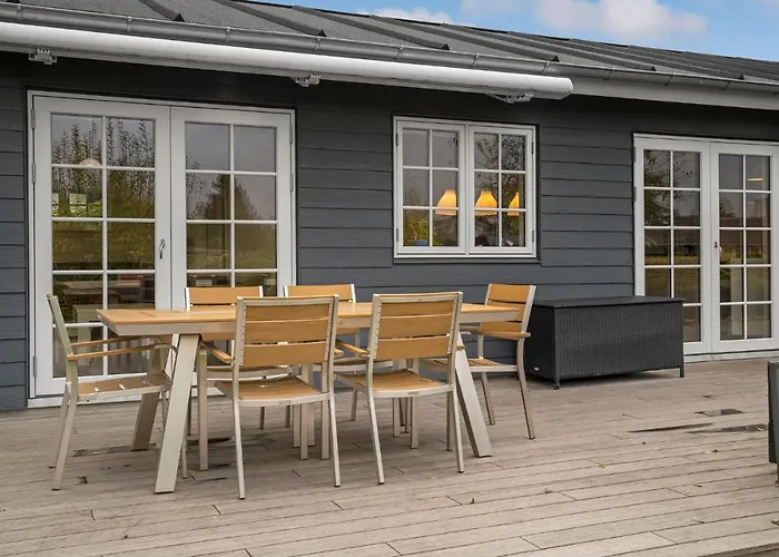 Prázdninový dům 3 Bedroom Cozy In *