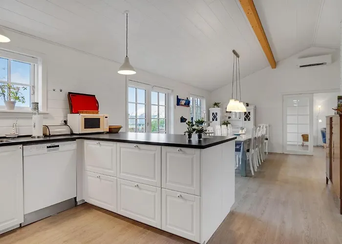 3 Bedroom Cozy In * Bogense